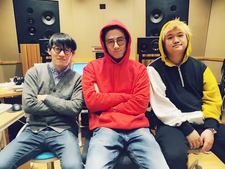 藤井風さんのインスタグラム写真 - (藤井風Instagram)「amazing recording memberrrrr of HEHN🔥」3月29日 18時35分 - fujiikaze