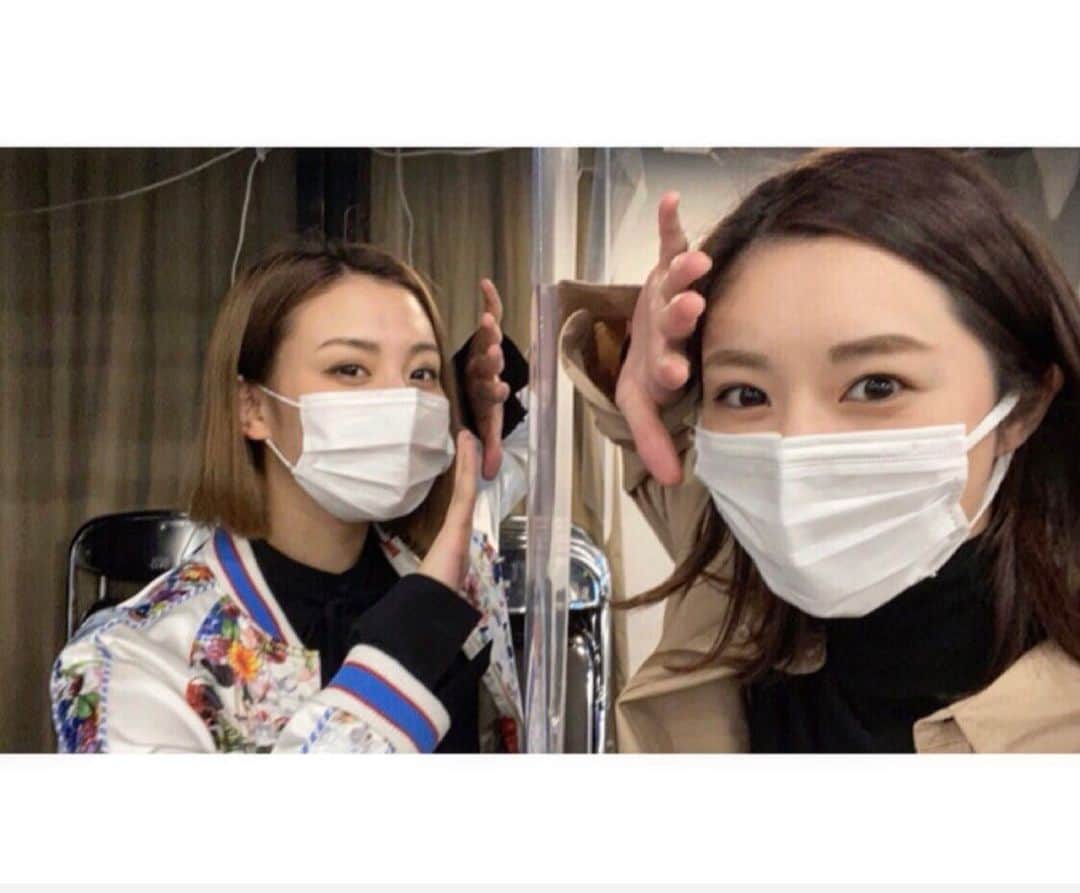 矢吹世奈のインスタグラム：「・ いつかのおんちゃんと私💙  あ、桜舞さんと私です。  どっちが学年上なのか しょっちゅう確認された気が…  そのくらい稽古場で 仲良くさせてもらいました👩‍❤️‍👩（笑）  今日で稽古場最終日でした！  わたしは、大阪いってきます👦🏼  また東京で共にこるど頑張れる日を たのしみにしています💙  #桜舞しおん さん #しおんぴ #ぴ #おんちゃん #さこちゃん #こるど #少年ルドルフ #エリザベート #宝塚 #花組 #ガラコンサート #ガラコン #本当に #いつも #優しい #お姉ちゃんのよう #感謝」