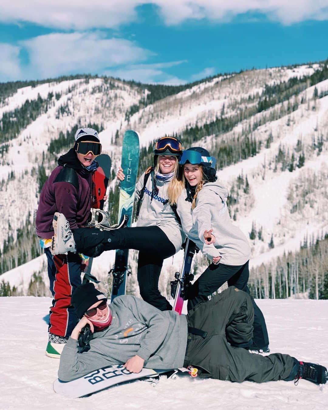 Paige Rydbergのインスタグラム：「kept the steam rollin all weekend😎」