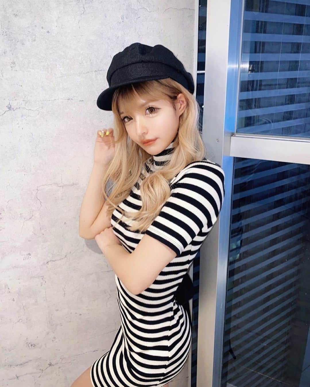 アンジェリカのインスタグラム：「💙🐱 .  𝒇𝒂𝒔𝒉𝒊𝒐𝒏 ・．━━━━━━━━━━━━   ❤︎⚜️𝐵𝐴𝐶𝐾 𝑅𝐼𝐵𝐵𝑂𝑁 𝑂𝑁𝐸𝑃𝐼𝐸𝐶𝐸⚜️❤︎  𝑩𝒚 @gydajp  ・．━━━━━━━━━━━━   . 💙🐱  #gyda #あんじぇコーデ」