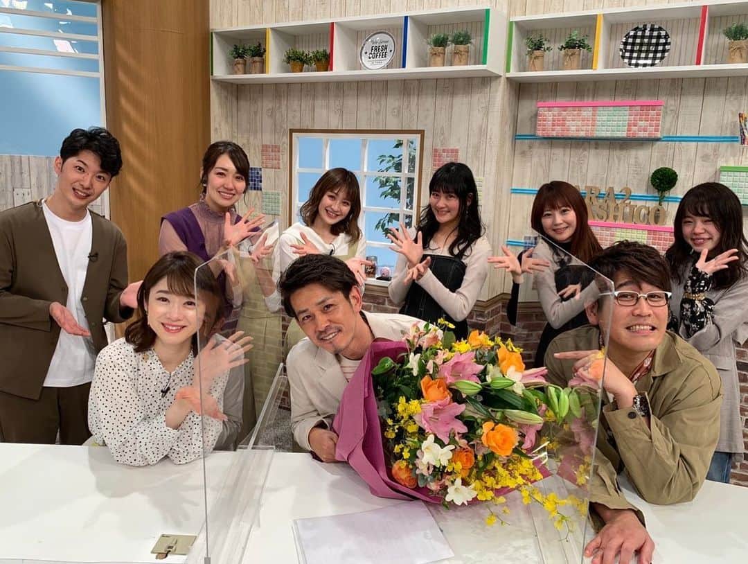 千葉直樹のインスタグラム：「思い出も写真もいっぱいあり過ぎて…  『出会いは一瞬でも繋がりは一生』  全ての皆さんに感謝！！ 僕は卒業しましたが番組は続きます！ 今後も【あらあらかしこ】 よろしくお願いします！」