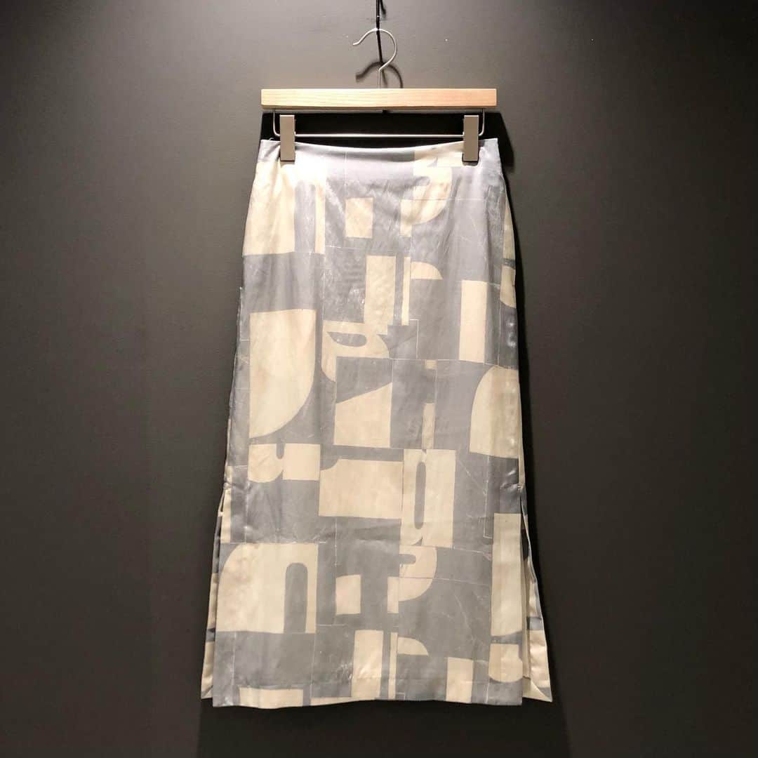 BEAMS JAPANさんのインスタグラム写真 - (BEAMS JAPANInstagram)「＜08sircus＞ Womens Cupra Cotton Alphabet Tile Print Side Slit Skirt ¥34,000+TAX Item No.61-27-0828 BEAMS JAPAN 3F ☎︎03-5368-7317 @beams_japan #08sircus #beams #raybeams #beamsjapan #beamsjapan3rd Instagram for New Arrivals Blog for Recommended Items」3月15日 19時09分 - beams_japan
