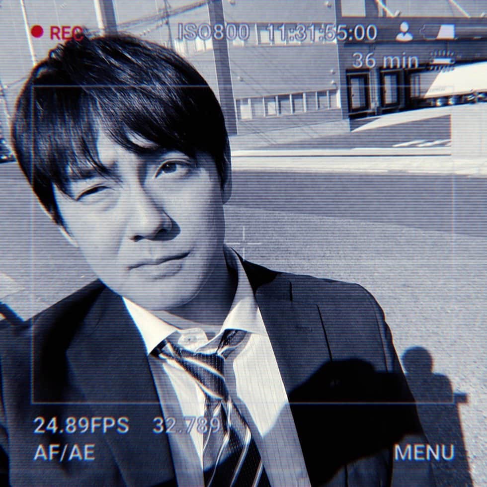 長田成哉のインスタグラム：「「レッドアイズ　監視捜査班」 本日オールアップしました。 このご時世の中、素敵なキャストの皆さんと素晴らしいスタッフさん達と無事に撮影出来た達成感もありますが、良いクルーだったので寂しいです。笑 皆様是非最終回まで、 放送お楽しみください！  #ナガクテガワ #レッドアイズ」