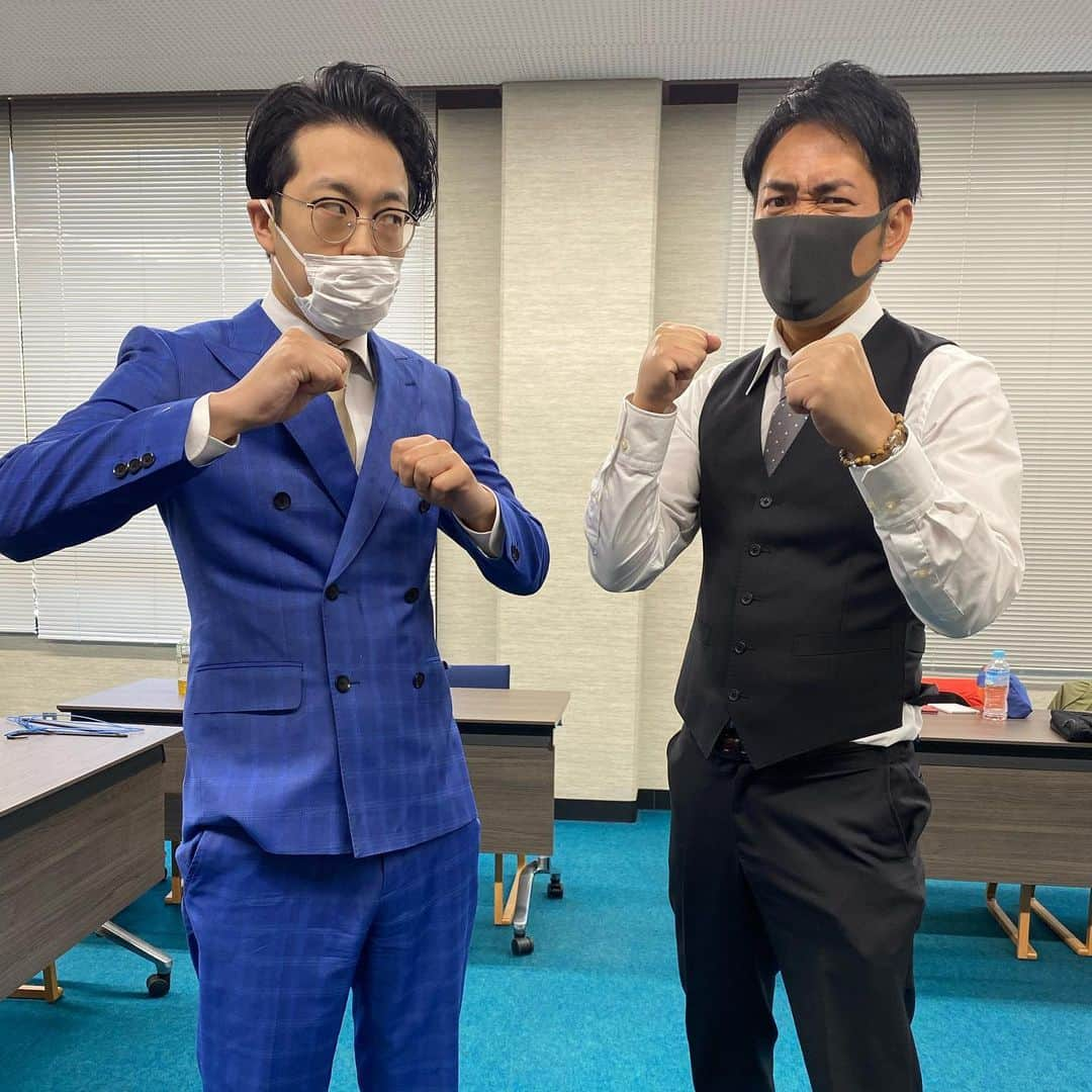 武智正剛さんのインスタグラム写真 - (武智正剛Instagram)「愛知教育大学に呼んでいただきました。 #スーパーマラドーナとゆにばーす #これはこれは ＃実行委員さんにM-1マニアがいる筈 #楽しく過ごさせていただきました #またよろしくお願いします🙇‍♂️ #帰りにみんなでM-1クイズしました」3月15日 16時05分 - supamaradonatake