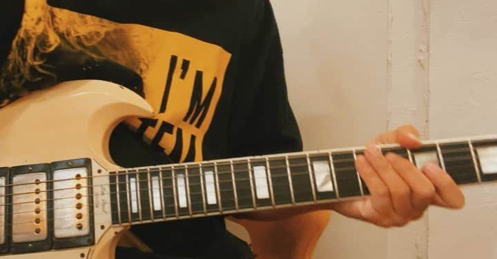 小野武正のインスタグラム：「MONSTER DANCE / KEYTALK  #わしつなぎ #guitar」