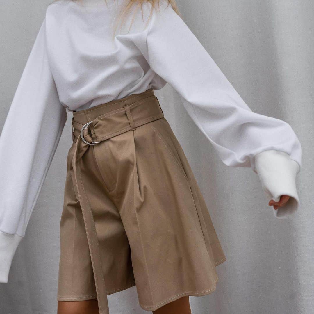 アディアムのインスタグラム：「Mix and match our #ADEAM Basics with functional pieces from our #SS21 Collection launching tomorrow. #NewSeason」