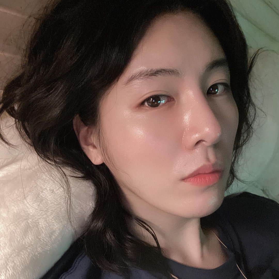 ノ・ミヌのインスタグラム：「무야호」