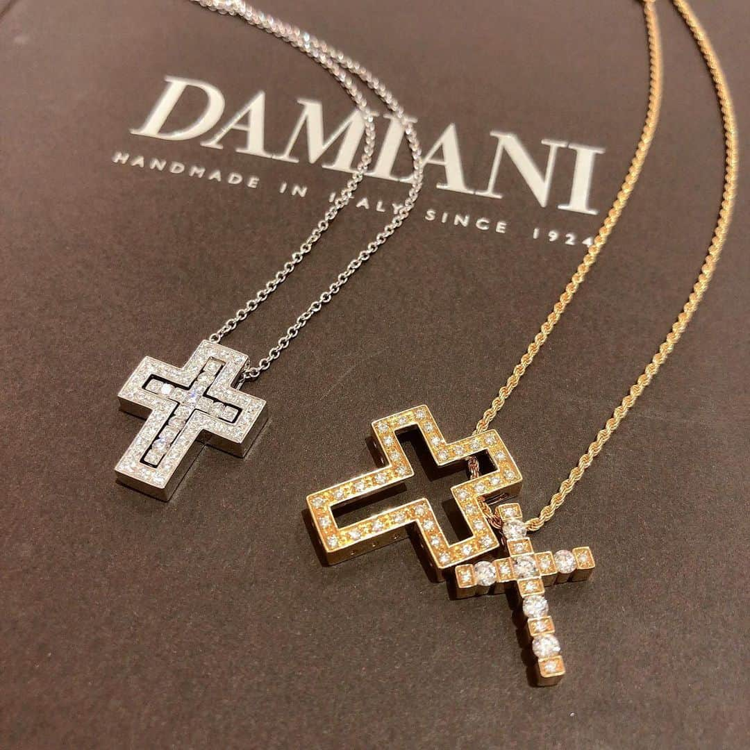 bijouxthreecさんのインスタグラム写真 - (bijouxthreecInstagram)「【DAMIANI】 繁栄した時代のパリを表現している"ベルエポック" イタリアンジュエリーらしい存在感のあるデザインが素敵です☺️  #damiani #damianibelleepoque  #belleepoque  #necklace #jwellery  #ダミアーニ #ベルエポック #新潟市 #古町 #ビジュースリーク #bijouxthreec #スリーク新潟 #クラッシュアンドカンパニー」3月16日 14時41分 - bijouxthreec