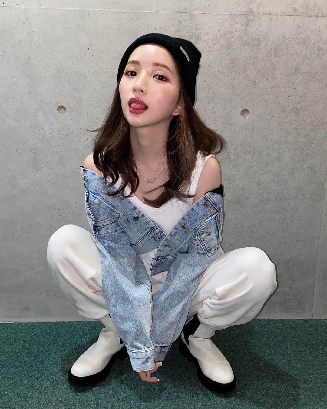 南りほのインスタグラム：「最近ラフな服装ばかりしてる🤭📸」