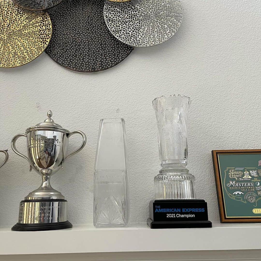 キム・シウさんのインスタグラム写真 - (キム・シウInstagram)「Finally back home my 3rd trophy 🏆🏆🏆@wyndhamchamp @theplayerschamp @theamexgolf」3月16日 6時44分 - siwookim_official