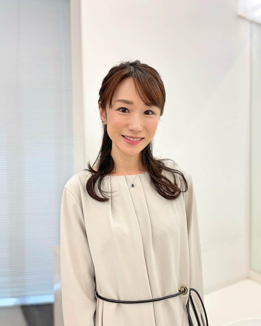 堂真理子さんのインスタグラム写真 - (堂真理子Instagram)「おはようございます😃昨日の「ワイド！スクランブル」の衣装は、  ☆ワンピース… #TONAL ☆アクセサリー… #starjewelry  でした👗 今日も穏やかな天気ですね☀️✨ 一日頑張りましょう♪  　#堂真理子　#テレビ朝日　#アナウンサー　#アナウンサー衣装」3月16日 11時02分 - mariko_do