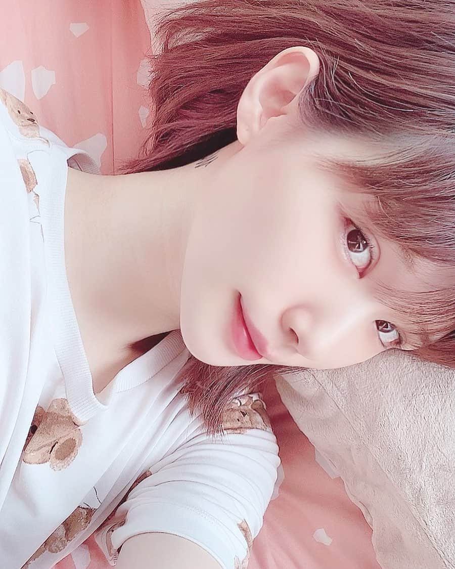 涼宮琴音のインスタグラム：「こんにちは(」・ω・)」