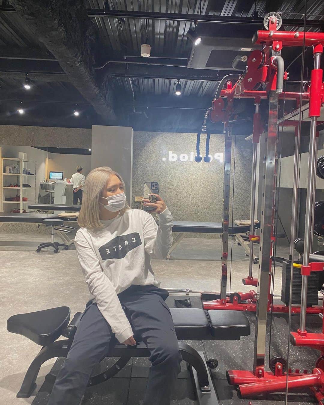 acaneのインスタグラム：「・ 今年こそはカラダを変える🔥 かっこいい自分になる🔥  Period.のみんなよろしくお願いします！  行ってみたい人は 問い合わせしてみて↓↓↓ @personal_gym_period @rentoregram @hiro_anatomy @sp97_junpei  acanestもちょこちょこ Period.行っとるらしいね！ れんくんに聞いたよ〜！最高✌🏼」