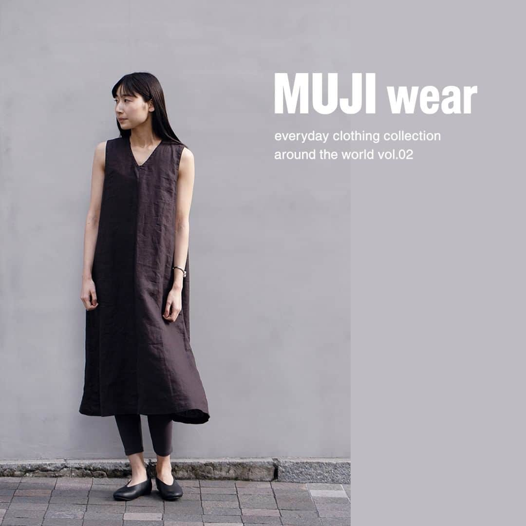 無印良品さんのインスタグラム写真 - (無印良品Instagram)「【MUJI wear】Everyday clothing collection around the world vol.02 - 世界中の無印良品ではたらくスタッフやその友達、家族が MUJI wear を着こなしているところを撮りためてみました。 着飾らない。でも着こなしている。 おしゃれとはその服だけではなくその着こなしのことです。 無印良品の服は日々の感じいい暮らしを醸し出しています。  We collected photos of MUJI employees and their friends and family wearing MUJI wear all over the world. Unpretentious, but with an understated style. Fashion is not only about clothing, but also how you wear it. MUJI clothing brings a convivial feel to your day-to-day life.  ※一部商品は、4月中旬に発売予定です。 - #無印良品 #MUJI #MUJIwear #ふつう #normal」3月16日 16時00分 - muji_global