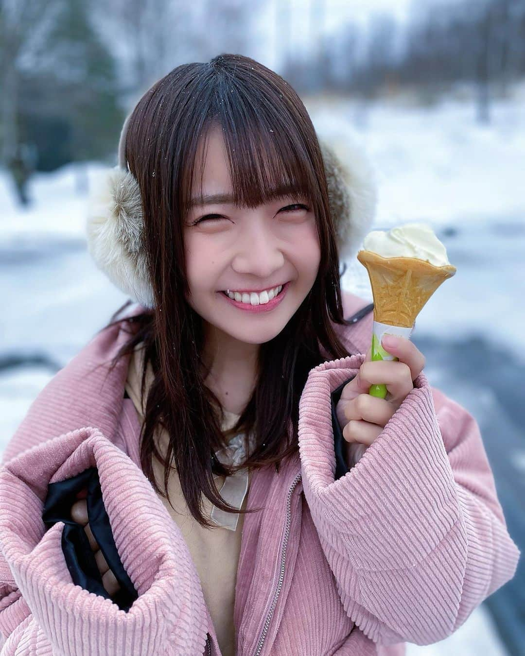 天羽希純さんのインスタグラム写真 - (天羽希純Instagram)「もう冬も終わっちゃうね☃️  冬も好きでいてくれてありがとう！  #雪 #ゲレンデ #私服  #コスプレ #cosplay  #japanesegirl  #可愛い女の子 #グラビア #gravure #グラドル #アイドル #Japaneseidol #撮影会 #撮影会モデル #被写体  #フェチ」3月16日 17時17分 - amaukisumi