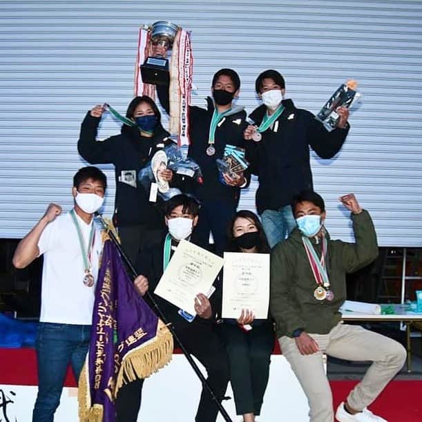 新嶋莉奈のインスタグラム：「団体戦6位入賞！！わーーー！！！！！ #慶應というよりは明治大学Bチーム」