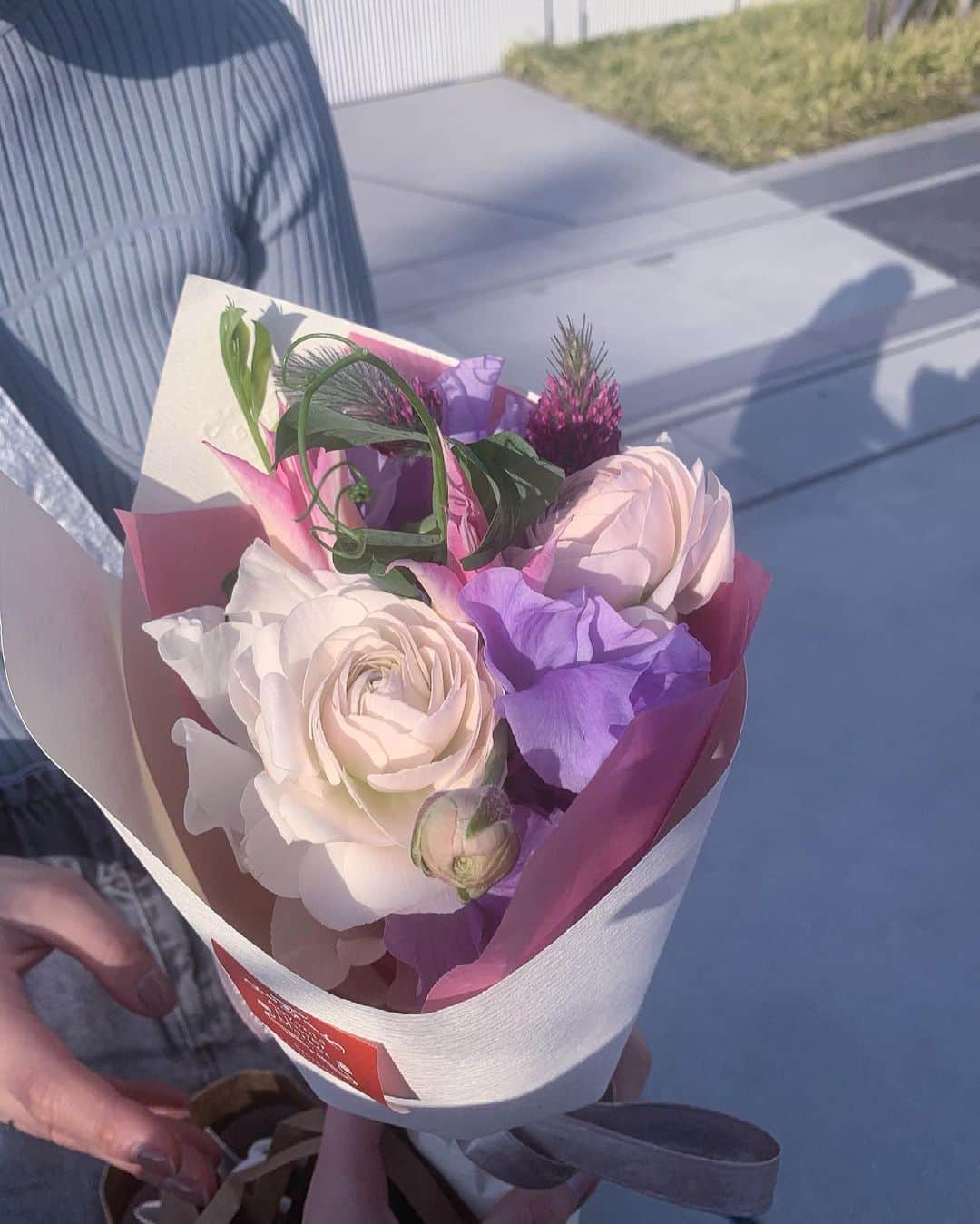 神野風月のインスタグラム：「💐✨🎁」