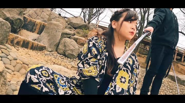 兼田玲菜のインスタグラム：「#teleportation #ninja #action #girl #park #samurai #fight #assassination #sword #japan #japanese #kunoichi #aikido #followｍe #battle #a #殺陣 #動画 #アクション女優 #倭物やカヤ #兼田玲菜 #渡辺誠也 #チャイハネ」