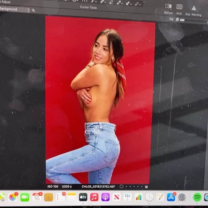 クロエ・ベネットのインスタグラム：「sound on cuz duh🍒 📷: @ericraydavidson」