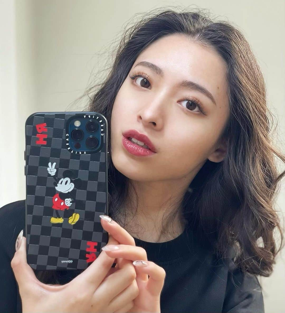 飯田りほさんのインスタグラム写真 - (飯田りほInstagram)「Disney x CASETiFY🐭 . 明日からDisneyコラボのケースが販売されるからみんなもぜひ手に入れてね♡ . . . #disneyxcasetify  #casetify  #iphonecase  #iphonecover #portrait」3月17日 18時07分 - rrri_ho