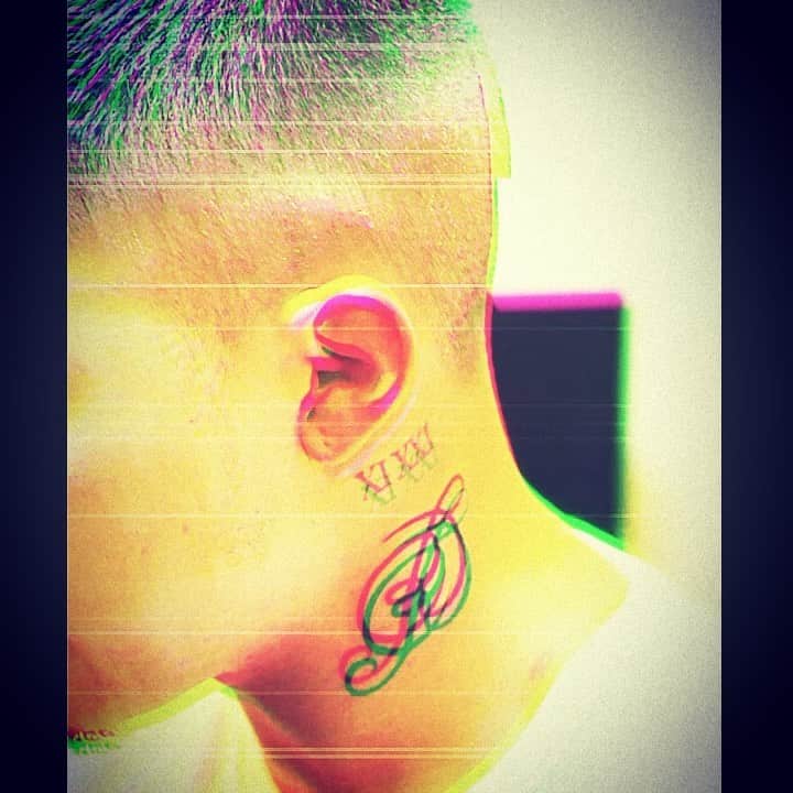 彫師美漸のインスタグラム：「NEWtattoo ・ ・ #刺青 #彫師 #美漸 #彫師美漸 #海老名 #中目黒 #タトゥー #東京タトゥー #tokyo #tattoo #art #fashion #bizenart #bizen #문신　#Bizentattoo  #tattooer #tattooist #tattooartist #tattooart #tattooshop #japanesetattoo」