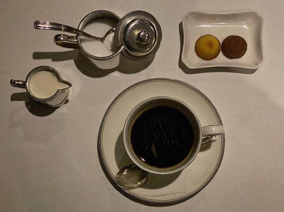 美月さんのインスタグラム写真 - (美月Instagram)「砂糖とミルク多めで☕」3月17日 14時07分 - mimi.724