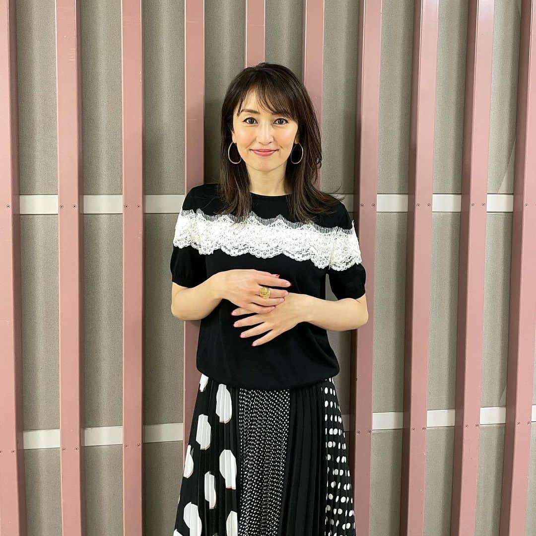 矢田亜希子さんのインスタグラム写真 - (矢田亜希子Instagram)「【オンエア】 NHK総合『有吉のお金発見　突撃！カネオくん』 2021年3月20日(土)午後8：15〜午後8：45 〈再放送〉 2021年3月22日(月)午後23：45〜午後24：15 2021年3月27日(土)午前9：30〜午前10：00 #有吉のお金発見突撃カネオくん #衣装は @lanvincollection」3月17日 18時59分 - akiko_yada