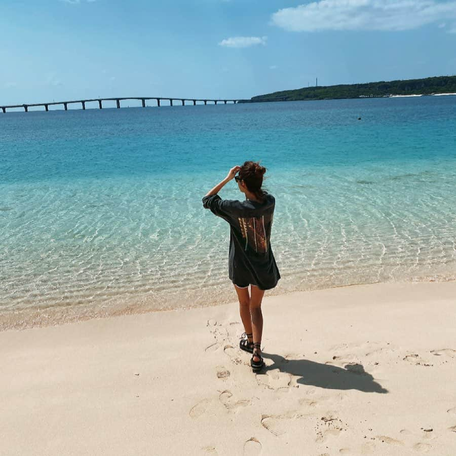 manaさんのインスタグラム写真 - (manaInstagram)「今すぐ潜りたい🌊🌿  #海」3月17日 20時40分 - manaloha.k