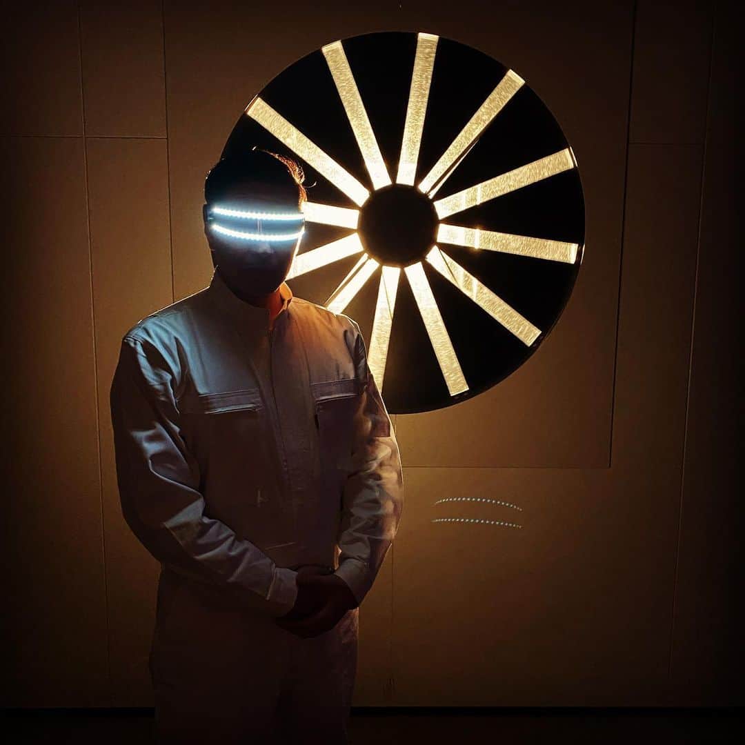 長田庄平のインスタグラム：「最後の門番ナアールです。  💩  #有吉の壁  #門番ナアール #チョコレートプラネット」