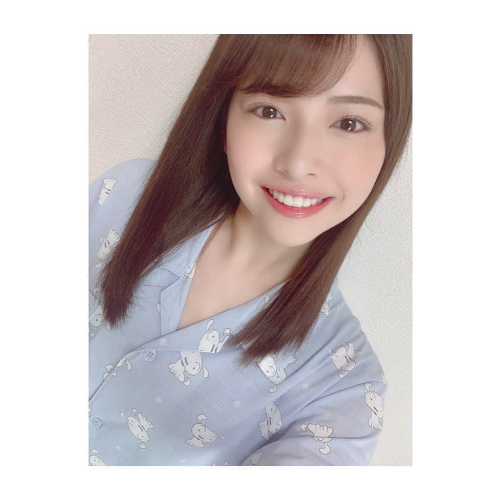 金澤朋子のインスタグラム：「. . しまむら×クレヨンしんちゃん シロのパジャマ🖍💗 . #juicejuice #金澤朋子  #クレヨンしんちゃん #大好き #シロ #パジャマ #しまむら #コラボ #かわいい #お気に入り ☺️」