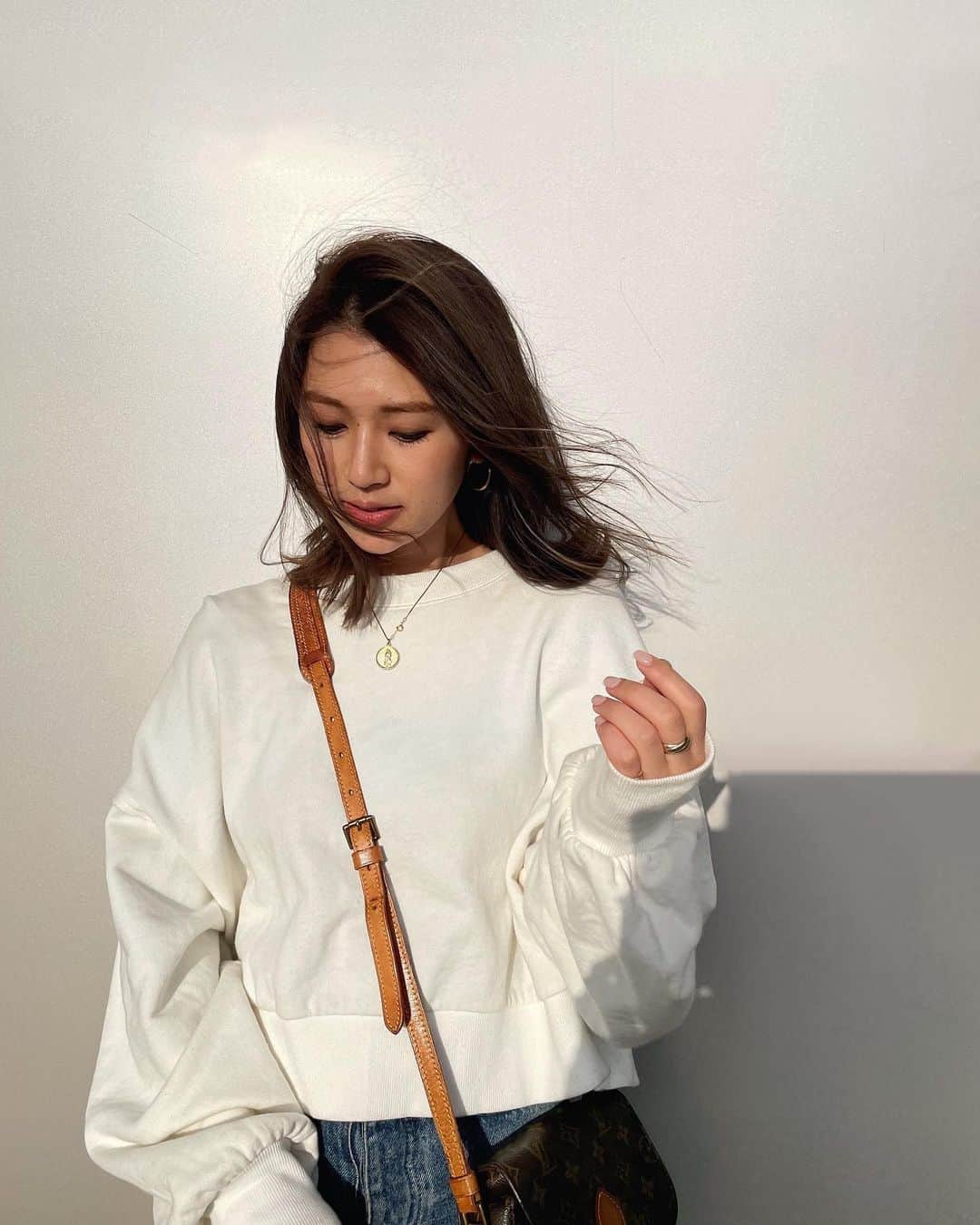 藤原菜摘のインスタグラム：「🌛🤎」