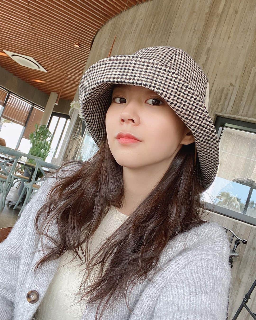 ハン・スンヨンのインスタグラム：「옛날에 제주도 촬영 갔을 때」