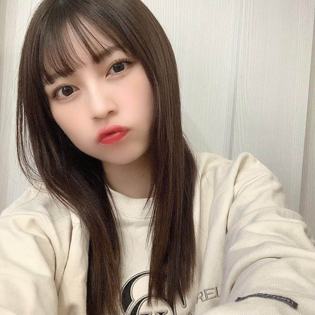 廣川奈々聖さんのインスタグラム写真 廣川奈々聖instagram 今日のメイクすっごい良きだった Cheek Cily Lip Ricafrosh 04 クランベリー Mascara Dup Eye Shadow Cipicipi 唇の山のところのハイライトって やっぱりあるのとないのじゃ全然違うし