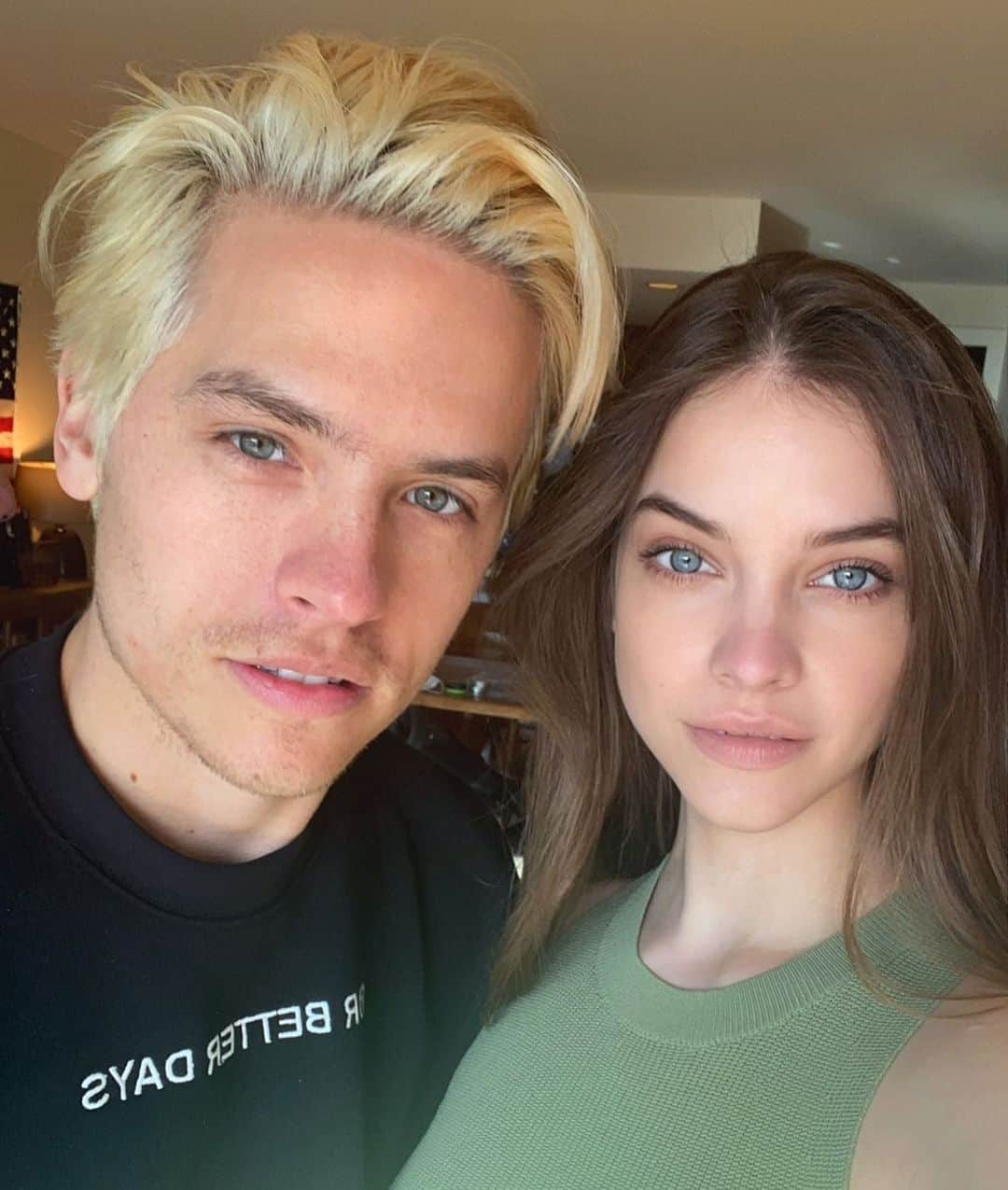 バルバラ・パルヴィンさんのインスタグラム写真 - (バルバラ・パルヴィンInstagram)「🦦」3月18日 5時33分 - realbarbarapalvin