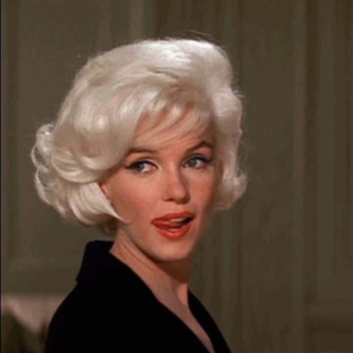 マリリン・モンローのインスタグラム：「Tag someone who’d like this ❤️💕 #marilynmonroe」