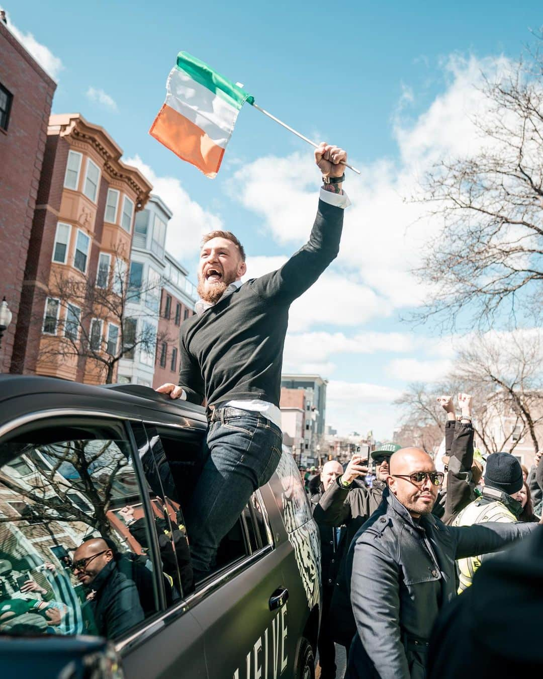 コナー・マクレガーさんのインスタグラム写真 - (コナー・マクレガーInstagram)「There is nothing that can break the spirit of us Irish!  Happy St. Patrick’s Day everyone 🇮🇪」3月18日 7時56分 - thenotoriousmma