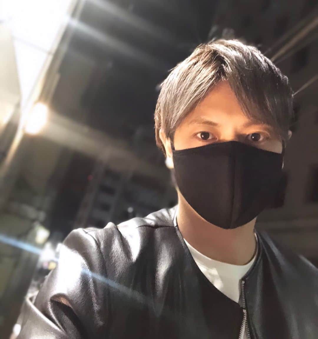 加藤慶祐さんのインスタグラム写真 - (加藤慶祐Instagram)「今日も仕事しよ .  #会社#ビジネス#評価#人#人材#社員#仕事 #スタッフ#事業#東京#渋谷#アパレル #ブランド#ファッション #飲食#飲食事業#シャンパン#ラーメン #美容#美意識#ホワイトニング #セルフホワイトニング#脱毛 #フランチャイズ #仮面ライダー#芸能 #セレクトショップ #オシャレさんと繋がりたい #ファッション好きな人と繋がりたい」3月18日 11時31分 - katokeisuke_official