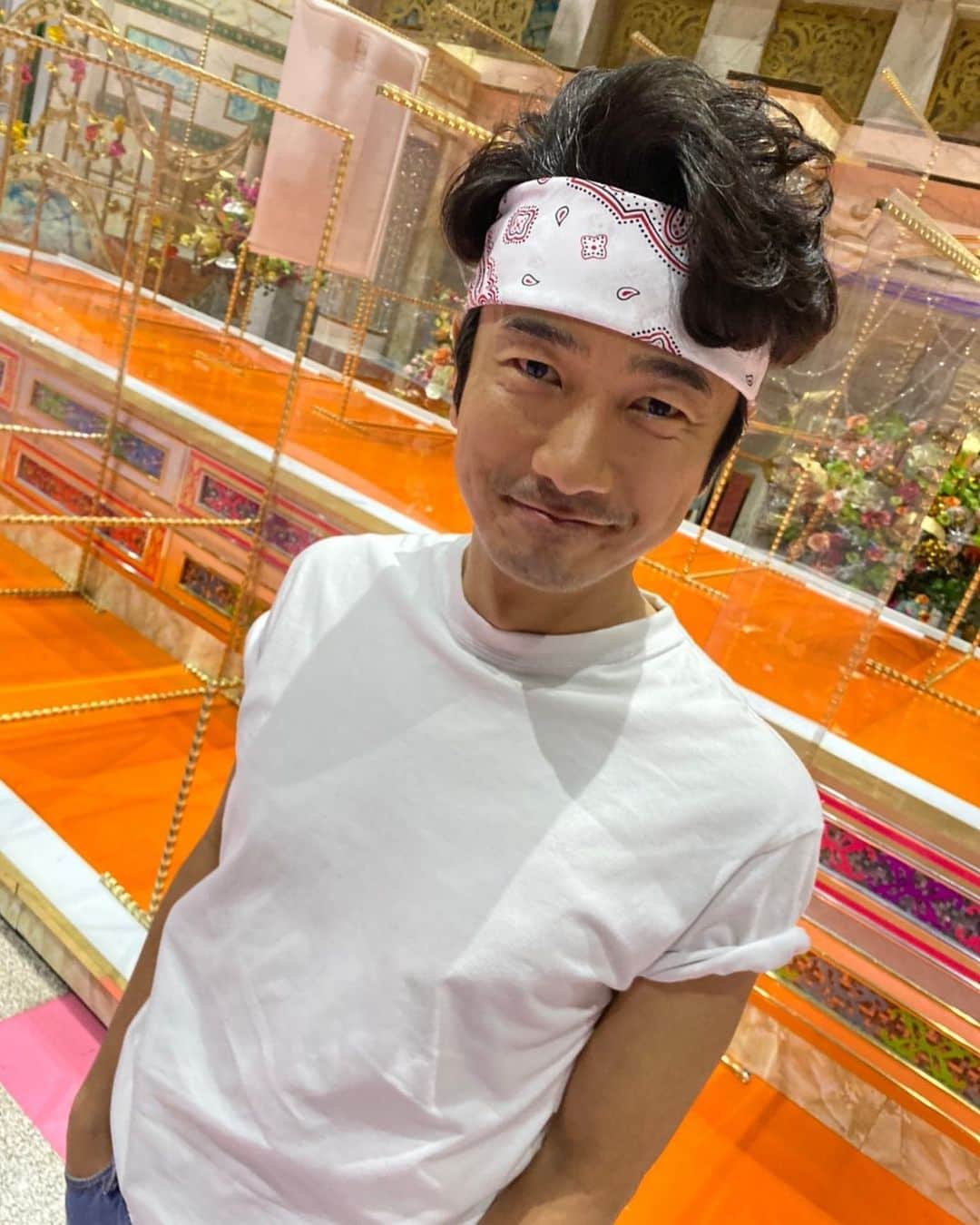 【公式】にじいろカルテのインスタグラム：「.  たたかいに行く前…！ノリノリ🤩🎶 まさかあんなことになるなんて……笑  #眞島秀和  .」