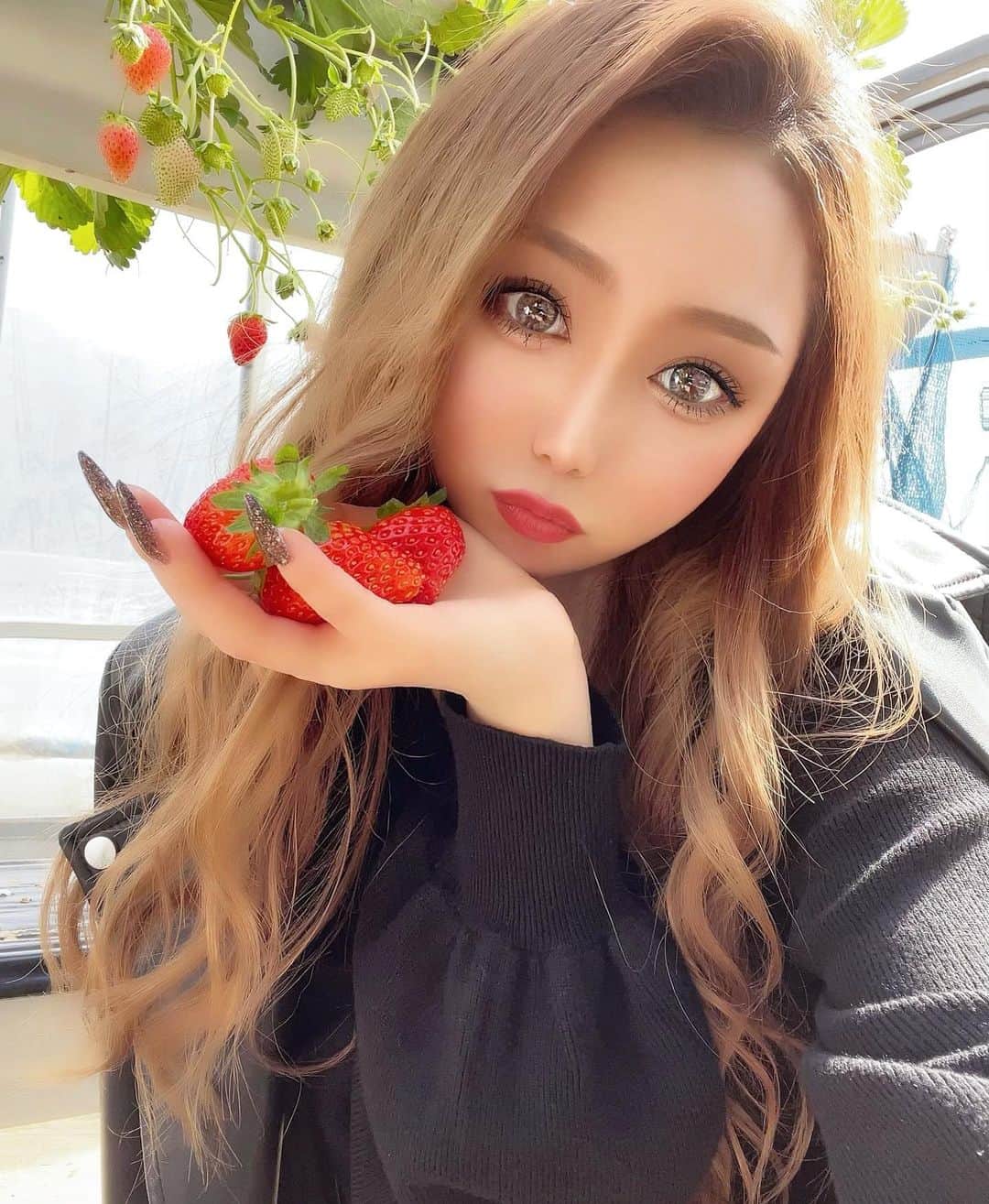HIMEKAのインスタグラム：「. . いちごたくさん🍓 . . #いちご狩り #いちご」