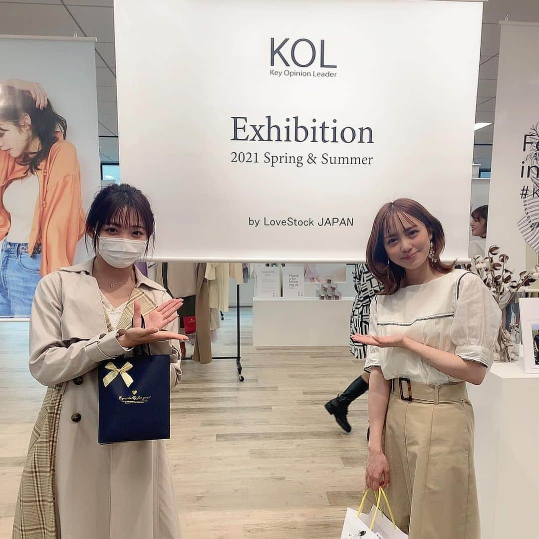 奥仲麻琴さんのインスタグラム写真 - (奥仲麻琴Instagram)「. @kol.japan 展示会 会いたかった方に沢山お会いできてとってもハッピーでした👼🤍」3月18日 18時15分 - okunaka_makoto