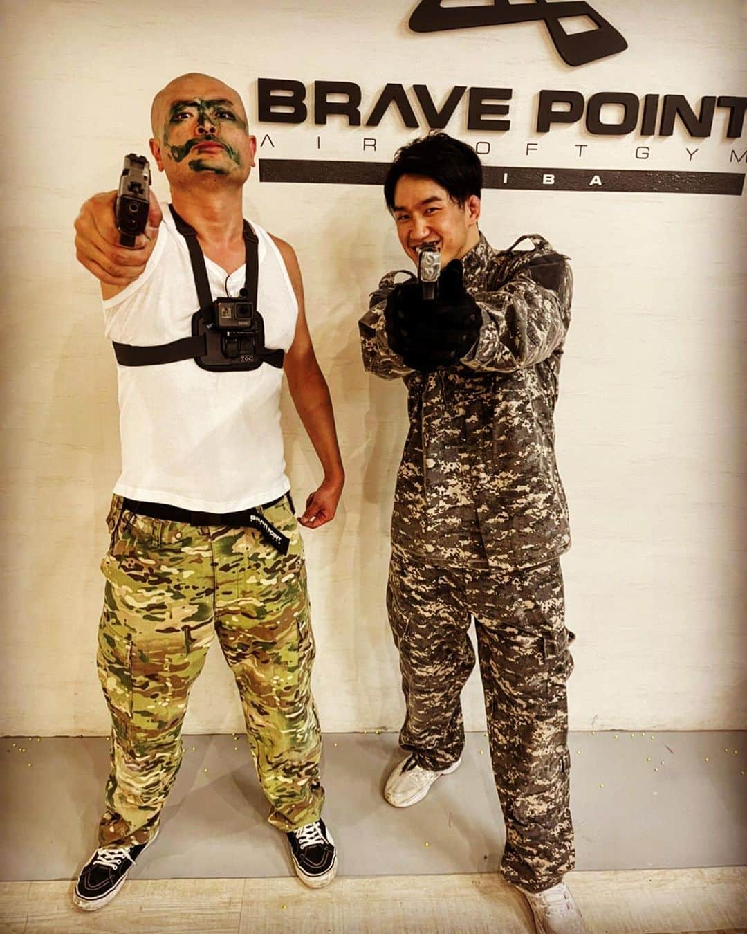 あばれる君のインスタグラム：「海くんとコラボしました‼︎めちゃ楽しんでくれて嬉しかったっす‼︎😆動画近日公開‼︎  ※弾は入っておりません。」