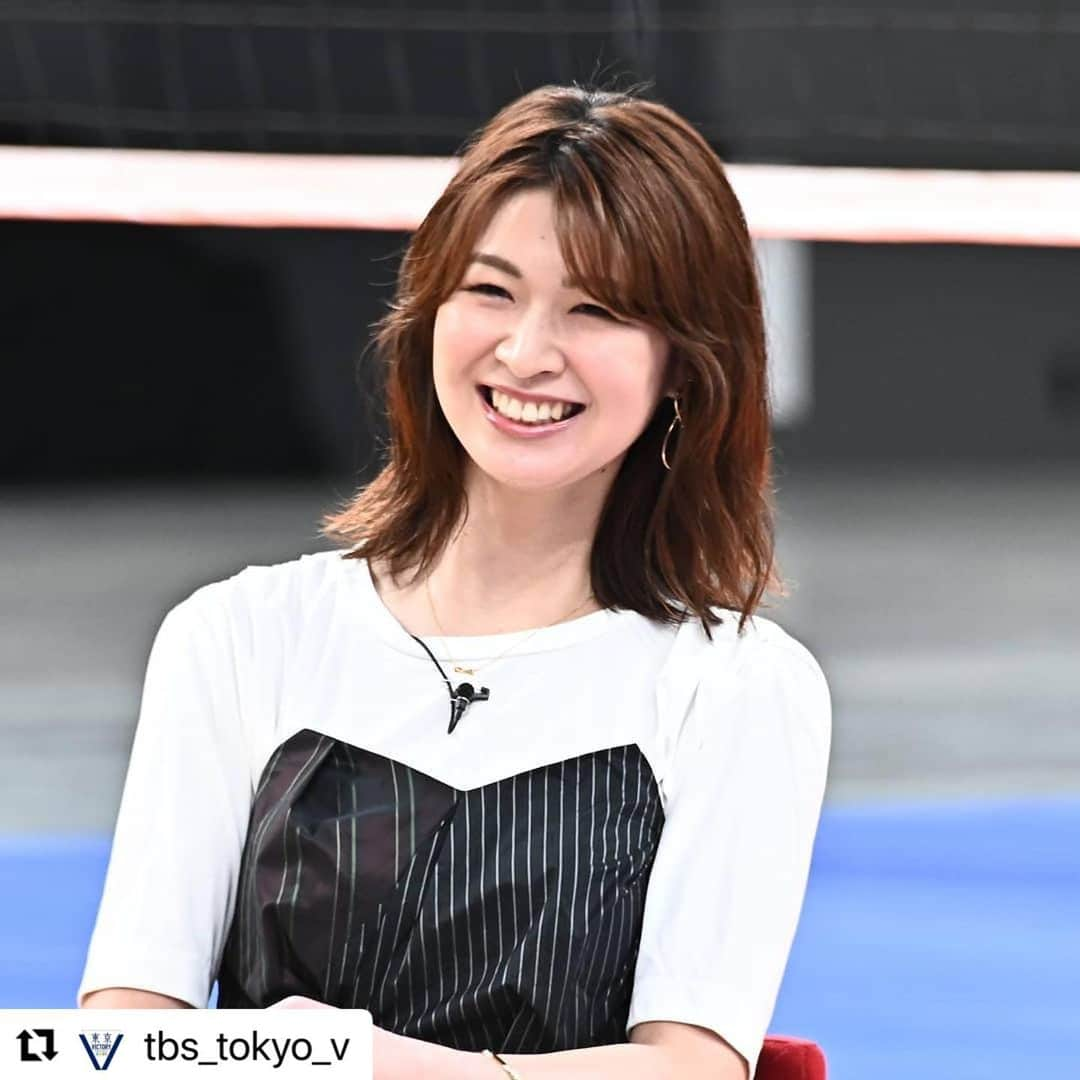 狩野舞子さんのインスタグラム写真 - (狩野舞子Instagram)「・ 本当に全部笑ってる🤣 沙織さんの笑顔はみんなを巻き込む笑顔😆（笑い方） ・ #Repost @tbs_tokyo_v with @make_repost ・・・ . . ／ 放送まであと2日📢📢 #東京VICTORY ＼  今日ご紹介するのは #木村沙織 さん😳💓  収録中、木村さんが、手をたたいて終始笑顔で笑っていてくれたのがすごい嬉しかったです😚✨ 皆さんにもおすそわけ🎵🎵  Memo📋 🐩現在は旦那さんと飲食店を経営🍖 🐫史上初 五輪４大会連続出場 🐣女子バレー界の大エース 🐑YouTuberの一面も🎵    #volleyball #バレーボール #女バレ」3月18日 21時04分 - kanochan715