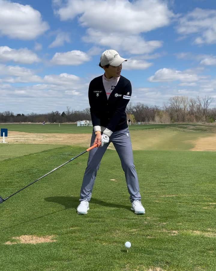 ユ・ソヨンのインスタグラム：「🏌🏻‍♀️」