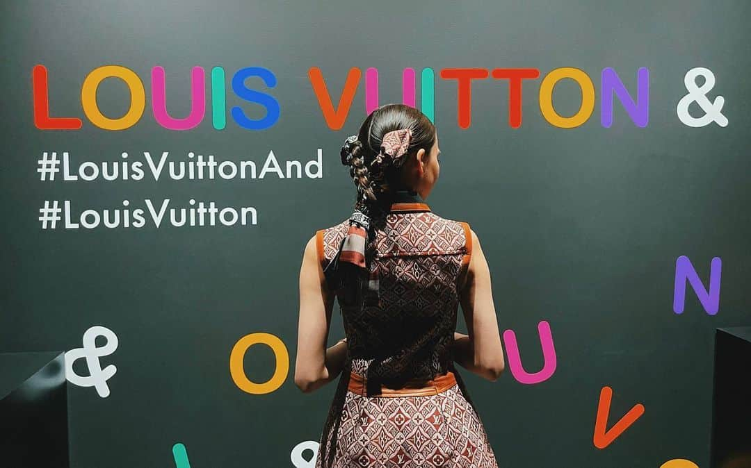 河北麻友子さんのインスタグラム写真 - (河北麻友子Instagram)「LOUIS VUITTON & #LouisVuittonAnd #LouisVuitton」3月18日 23時10分 - mayukokawakitaofficial