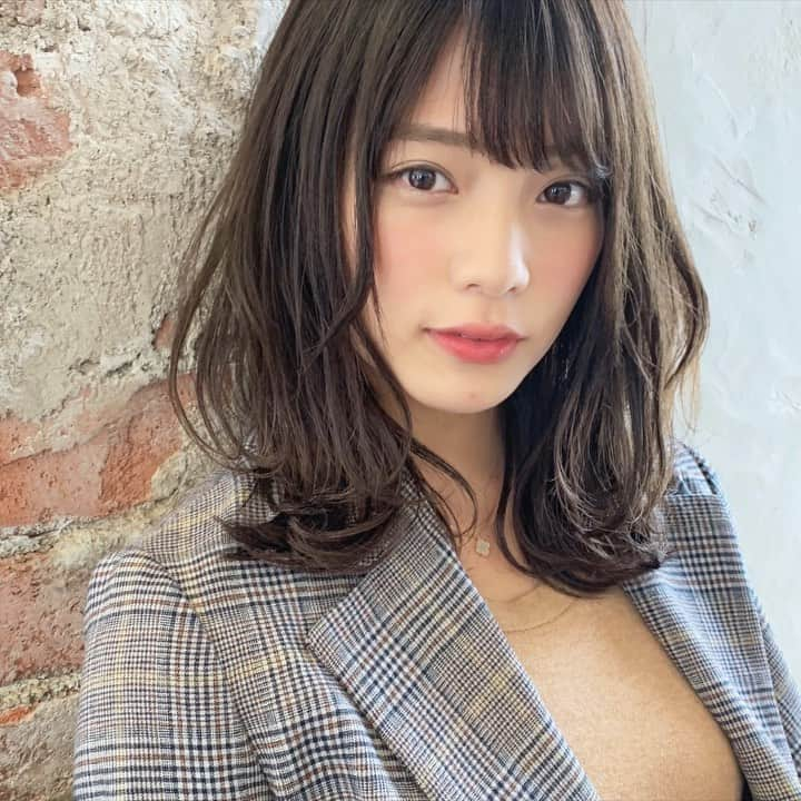 及川天和さんのインスタグラム写真 - (及川天和Instagram)「セミロング最強のオススメの#髪型 @miria_fujita  ちゃん　ありがとうございます🙇‍♂️✨　スワイプ→→→  後半2つは昨日の写真です！　 最後の動画まで見てくださいね☺️」3月19日 0時19分 - tenhouo