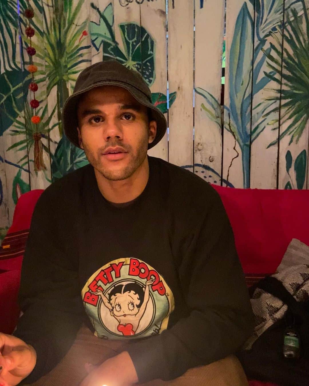 ジェイコブ・アーティストのインスタグラム：「3rd slide my fav hbu」