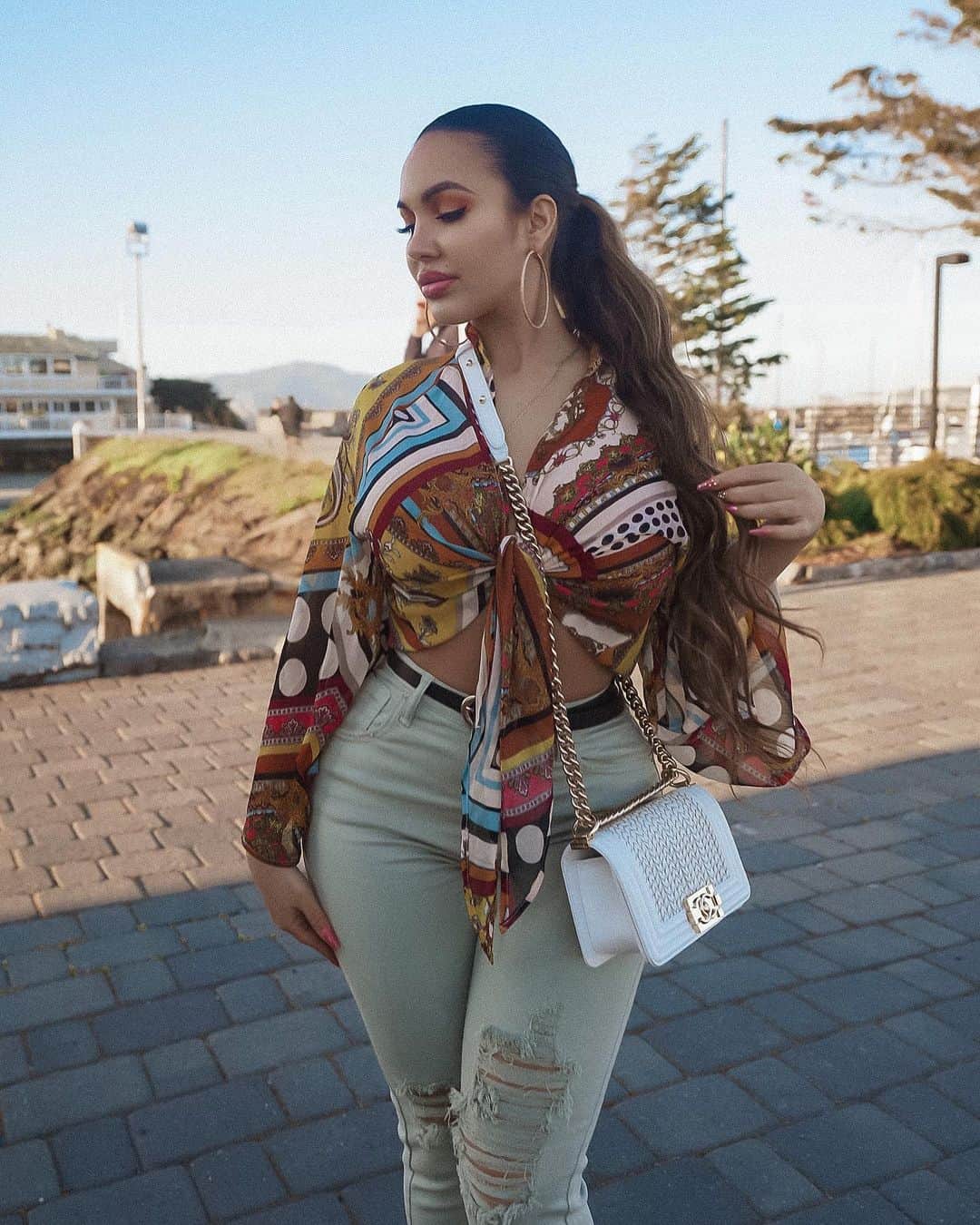 Aylen Aのインスタグラム：「@fashionnova ..Happy mind, happy life ✨ fashionnovapartner」