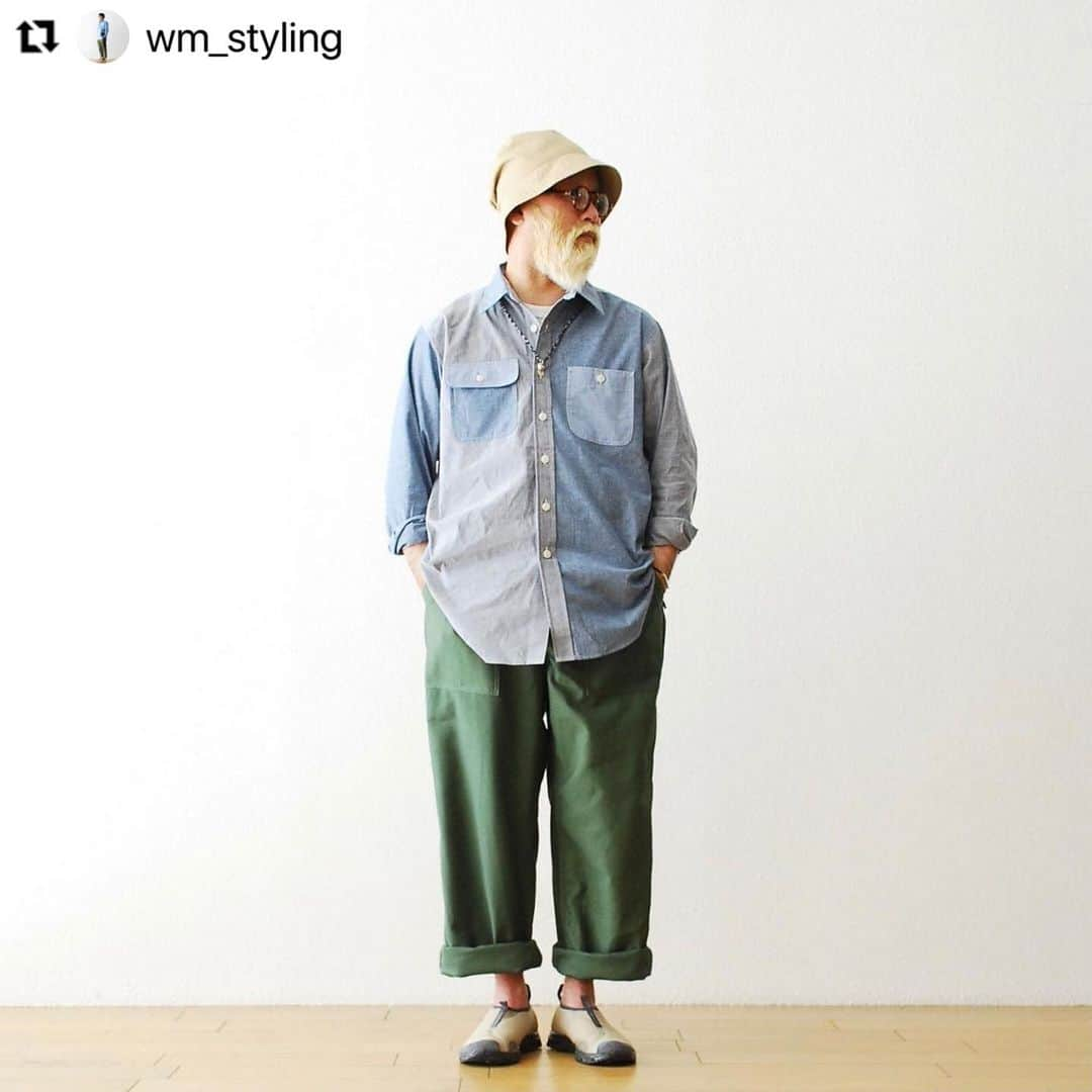 wonder_mountain_irieさんのインスタグラム写真 - (wonder_mountain_irieInstagram)「#Repost @wm_styling with @make_repost ・・・ ［#21SS_WM_styling.］ _ styling.(height 170cm weight 65kg) hat→ #EngineeredGarments　￥14,300- eyewear→ #LescaLUNETIER　￥40,700- shirts→ #EngineeredGarmentsWORKADAY　￥22,000- pants→ #EngineeredGarmentsWORKADAY　￥27,500- shoes→ #SALOMONADVANCED　￥17,600- necklace→ #PorterClassic　￥22,000- bracelet→ #PorterClassic　￥21,450- _ 〈online store / @digital_mountain〉 → http://www.digital-mountain.net _ 【オンラインストア#DigitalMountain へのご注文】 *24時間受付 *14時までのご注文で即日発送 *1万円以上ご購入で送料無料 商品について：084-973-8204 カスタマーサポート：050-3592-8204 _ We can send your order overseas. Accepted payment method is by PayPal or credit card only. (AMEX is not accepted) Ordering procedure details can be found here. >>http://www.digital-mountain.net/html/page56.html _ 本店：@Wonder_Mountain_irie 系列店：@hacbywondermountain (#japan #hiroshima #日本 #広島 #福山) _」3月19日 11時40分 - wonder_mountain_