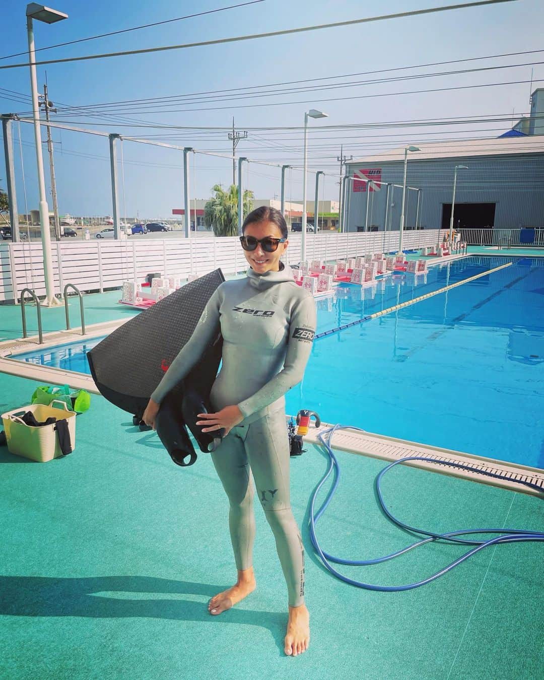 福田朋夏さんのインスタグラム写真 - (福田朋夏Instagram)「プールの水温も少しずつ上がってきて、プールトレーニングもやりやすい季節になりました✨ これからトレーニング頑張ろう✊✨ #freediving #apnea @zero_wetsuits」3月19日 12時23分 - tomoka_fukuda