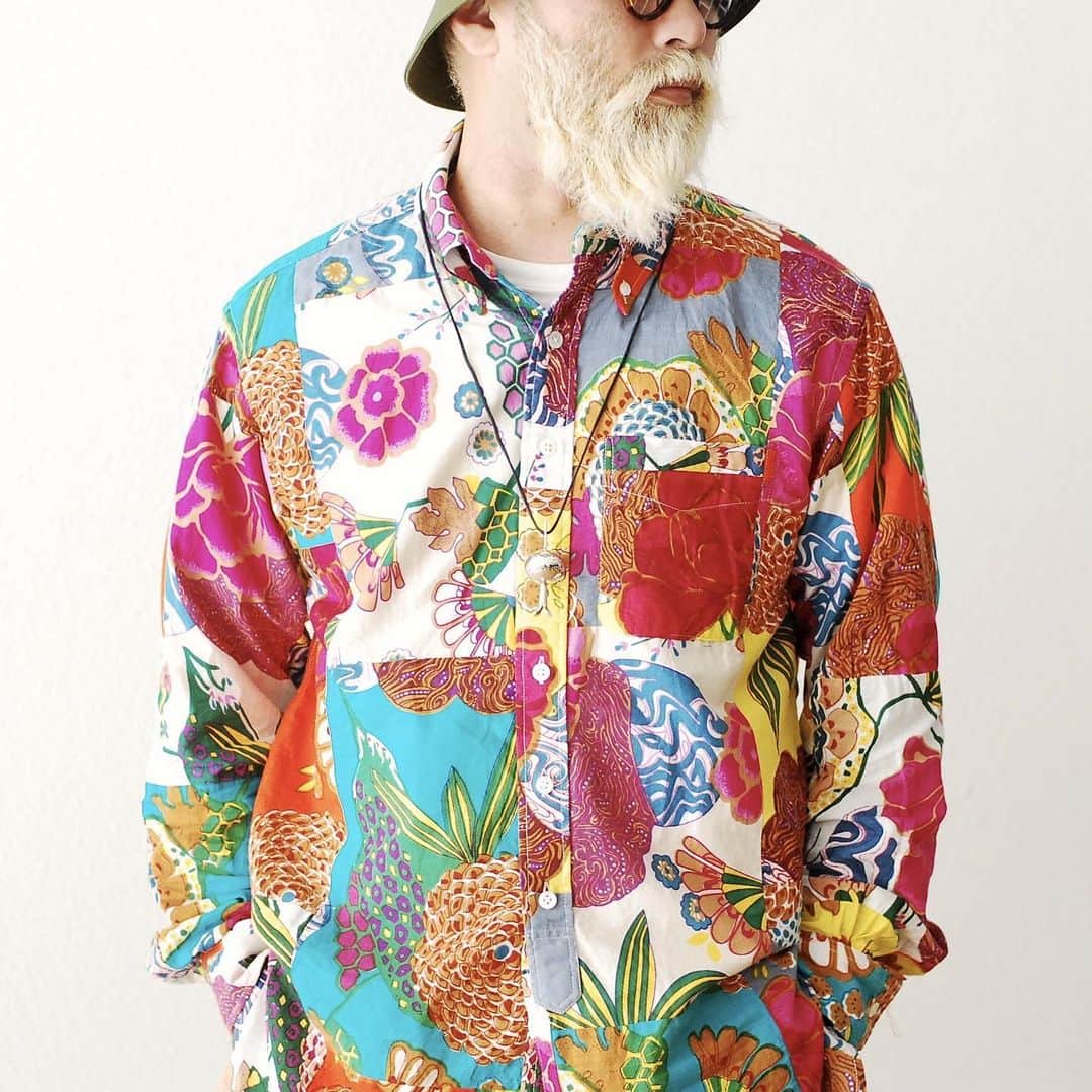 wonder_mountain_irieさんのインスタグラム写真 - (wonder_mountain_irieInstagram)「_ Engineered Garments / エンジニアードガーメンツ "19 Century BD Shirt - Cotton Floral Patchwork -" ¥35,200- _ 〈online store / @digital_mountain〉 https://www.digital-mountain.net/shopdetail/000000012902/ _ 【オンラインストア#DigitalMountain へのご注文】 *24時間受付 *14時までのご注文で即日発送 * 1万円以上ご購入で送料無料 tel：084-973-8204 _ We can send your order overseas. Accepted payment method is by PayPal or credit card only. (AMEX is not accepted)  Ordering procedure details can be found here. >>http://www.digital-mountain.net/html/page56.html  _ 本店：#WonderMountain  blog>> http://wm.digital-mountain.info _ #NEPENTHES #EngineeredGarments #ネペンテス #エンジニアードガーメンツ _  JR 「#福山駅」より徒歩10分 #ワンダーマウンテン #japan #hiroshima #福山 #福山市 #尾道 #倉敷 #鞆の浦 近く _ 系列店：@hacbywondermountain _」3月19日 14時00分 - wonder_mountain_